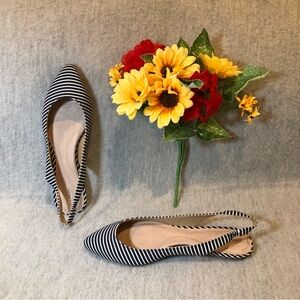 NWOT - Land’s End Navy & White Stripe Fabric Slingback Flats
